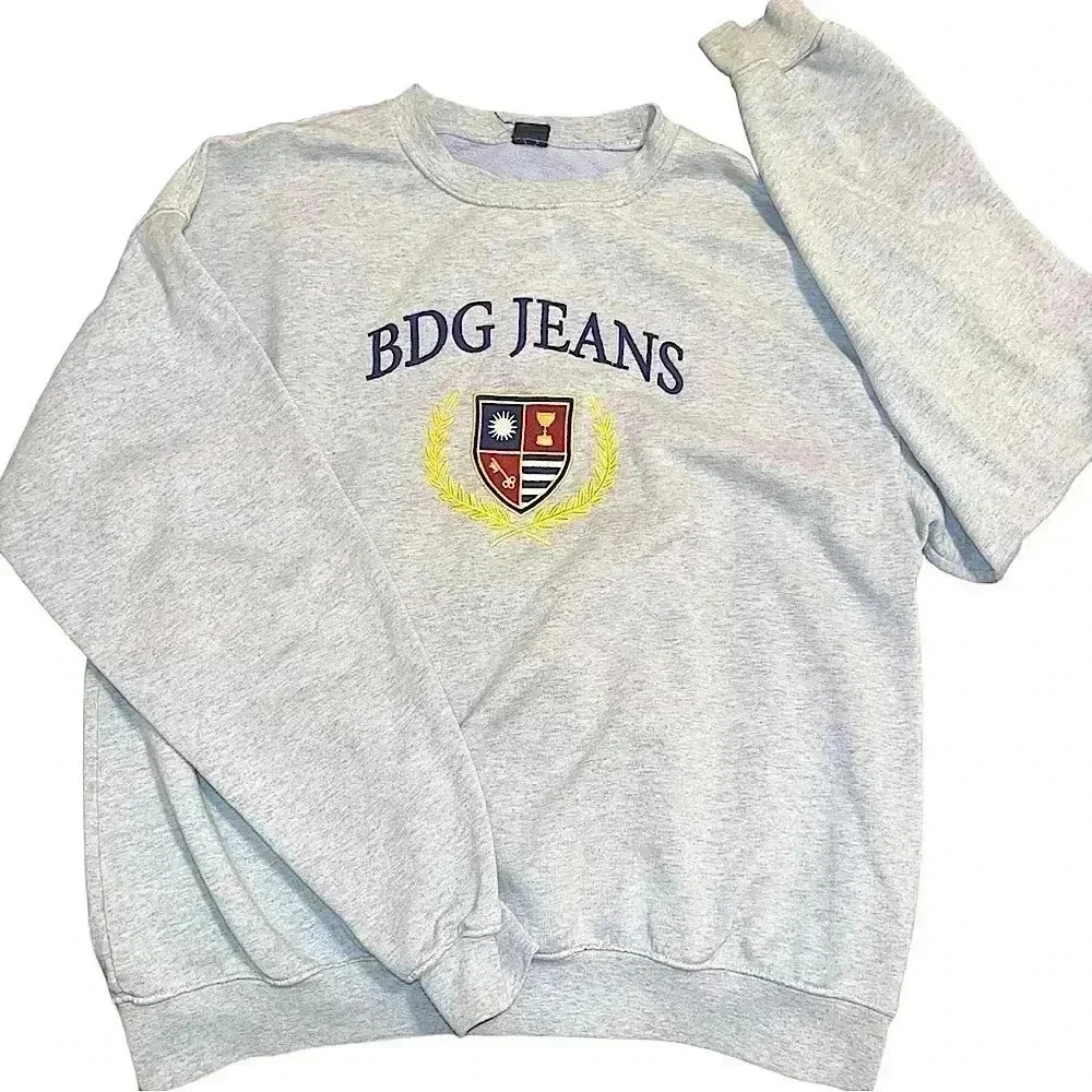 BDG Urban Outfitters Gray Oversized Pullover Sweatshirt with Embroidered Crest